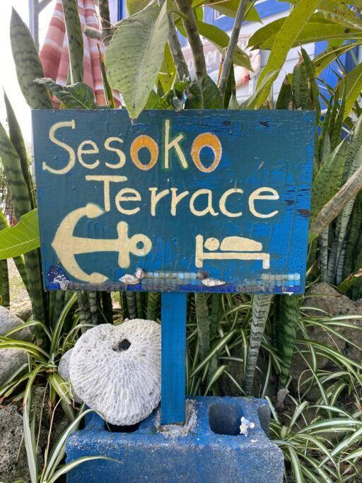 Sesoko Terrace瀬底大橋を渡りすぐ左手に,ビーチへ徒歩5分眺めのいい家 * Motobu